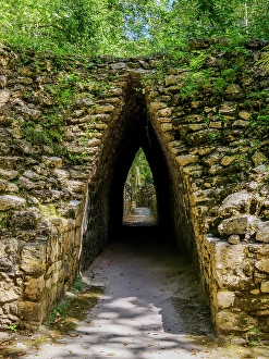 Passage Prints: Passageway between the Structure IV Annex and Structure VIII