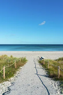 Images Dated 3rd January 2023: Path leading in sandy beach, Boltenhagen, Nordwestmecklenburg, Mecklenburg-Western Pomerania