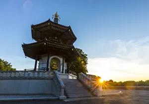Images Dated 2nd June 2017: The Peace Pagoda, Battersea Park, London, England, UK
