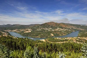 Images Dated 26th November 2013: Pedorido and Oliveira de Arda along the Douro river. Portugal