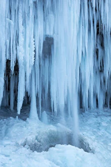 Icicles Collection: Pericnik Waterfall frozen in winter, Triglav National Park, Julian Alps, Slovenia