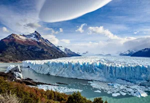 Images Dated 31st March 2018: Perito Moreno Glacier, elevated view, Los Glaciares National Park, Santa Cruz Province