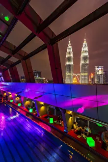 Images Dated 27th March 2020: Petronas Towers, KLCC, Kuala Lumpur, Malaysia