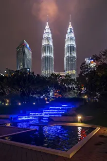 Images Dated 27th March 2020: Petronas Towers, KLCC, Kuala Lumpur, Malaysia