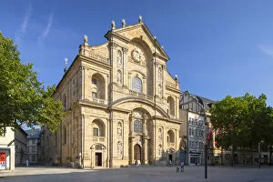 Images Dated 11th October 2018: Pfarrkirche St Martin, Bamberg (UNESCO World Heritage Site), Bavaria, Germany