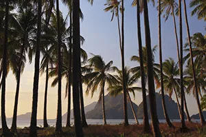 Images Dated 13th January 2014: Philippines, Palawan, El Nido, Bay, Marimegmeg Beach (Las Cabanas Beach)
