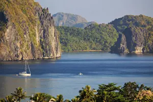 El Nido Prints: Philippines, Palawan, El Nido town and bay and Cadlao Island