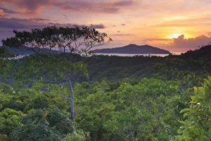 Philippines, Palawan, Port Barton, Elevated view of Albaguen Island and surrounding