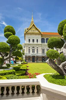 Images Dated 1st April 2016: Phra Thinang Chakri Maha Prasat throne hall, Grand Palace complex, Bangkok, Thailand