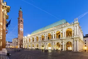 Images Dated 29th July 2021: Piazza dei Signori with Palladian Basilica. Vicenza, Veneto, Italy