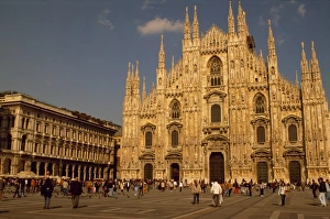 Crowds Gallery: Piazza del Duomo and the Duomo the largest Gothic Cathedral