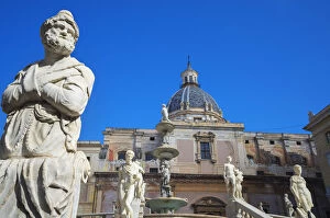 National Landmark Gallery: Piazza Pretoria, Palermo, Sicily, Italy, Europe