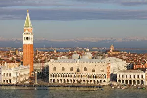 Images Dated 25th February 2019: Piazza San Marco with snowy Alps; Venice; Veneto; Italy