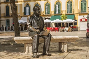 Images Dated 12th June 2018: Picasso statue on Plaza de la Merced, Malaga, Costa del Sol, Andalusia, Spain