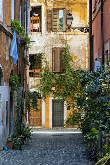 Images Dated 4th November 2016: Picturesque view of a street in Trastevere district, Rome, Lazio, Italy