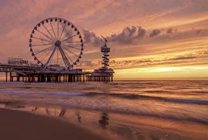 Pier and Ferris Wheel in Scheveningen, sunset, The Hague, South Holland, The Netherlands