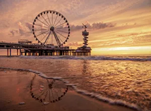 Pier and Ferris Wheel in Scheveningen, sunset, The Hague, South Holland, The Netherlands