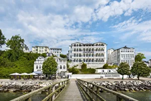 Pier and promenade, Sassnitz, RAogen Island, Mecklenburg-Western Pomerania, Germany