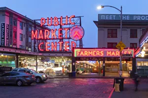 Images Dated 2nd May 2019: Pike Place Market, Seattle, Washington, USA