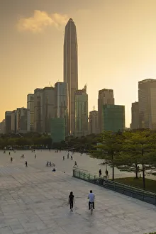 Images Dated 14th February 2017: Ping An International Finance Centre (worlds 4th tallest building in 2017 at 600m)