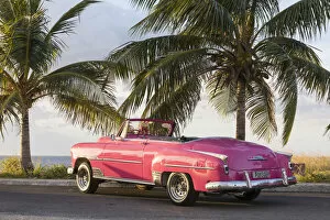 Images Dated 30th March 2017: Pink Chevrolet, Havana, Cuba