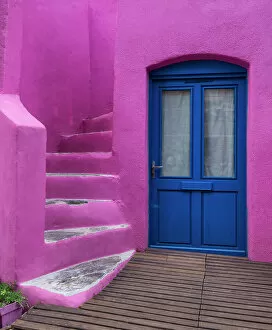 Images Dated 7th February 2023: Pink House, Old town of Collioure, Pyrenees-Orientales, France