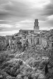 Images Dated 30th August 2019: Pitigliano, known as Little Jerusalem, Tuscany, Italy, Europe