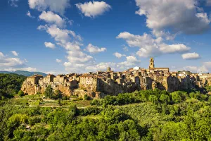 Images Dated 20th May 2016: Pitigliano, Tuscany, Italy