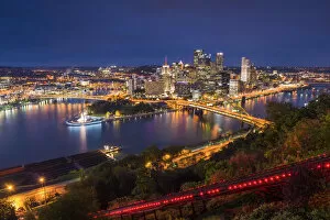 Images Dated 23rd October 2013: Pittsburgh Skyline at Night, Pennsylvania, USA