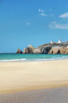 Breton Prints: Plage de Pen Hat with Toulinguet lighthouse, Camaret-sur-Mer, Finistere, Brittany, France