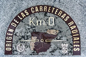 Images Dated 6th April 2018: Plaque on the floor marking as the kilometre zero from which all radial roads in Spain