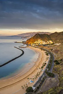 Images Dated 8th October 2021: Playa de las Teresitas, Santa Cruz de Tenerife, Tenerife, Canary Islands, Spain