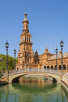 Images Dated 12th June 2018: Plaza de Espana, Sevilla, Andalusia, Spain