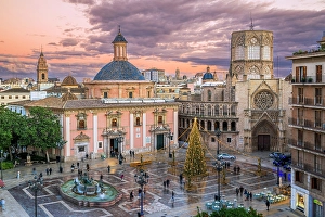 Valencian Prints: Plaza de la Virgen with Christmas tree, Valencia, Valencian Community, Spain