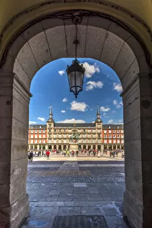 Images Dated 26th March 2018: Plaza Mayor, Madrid, Community of Madrid, Spain