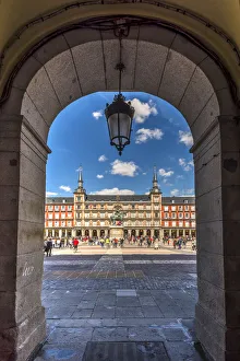 Images Dated 26th March 2018: Plaza Mayor, Madrid, Community of Madrid, Spain