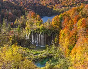 Croatia Prints: Plitvice at autumn, Plitvicka jezera National Park, Lika and Segna region