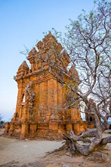 Po Klong Garai temple, 13th century Cham towers, Phan Rang-Thap Cham, Ninh Thuan Province
