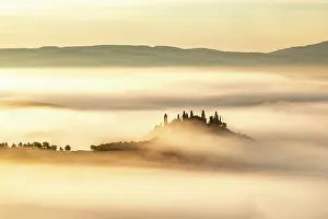 Val Dorcia Prints: Podere Belvedere shrouded in mist at dawn