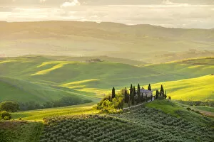 Images Dated 30th August 2019: Podere Belvedere at sunrise, San Quirico d Orcia, Val d Orcia, Tuscany, Italy