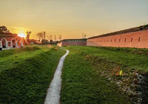 Poland, Lublin Voivodeship, Zamosc, Old Town Walls at sunset