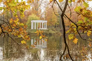 Colonnades Prints: Pond with island and colonnades in Kleiner Tannenwald park in Bad Homburg vor der Hoehe