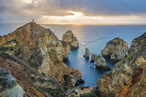 Images Dated 27th May 2016: Ponta da Piedade, Lagos, Algarve, Portugal