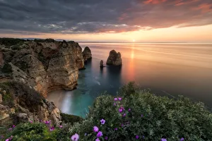 Images Dated 9th October 2018: Ponta de Piedade, Algarve, Lagos, South Portugal, Portugal, Europe