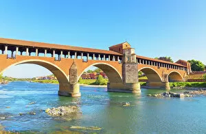 Images Dated 15th November 2022: Ponte Coperto (Covered bridge), Pavia, Lombardy, Italy