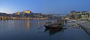 Images Dated 2nd June 2006: Ponte de Dom Luis I & Port carrying Barcos, Porto, Portugal