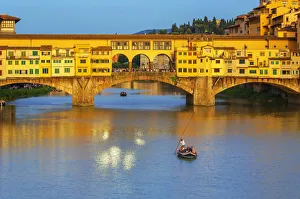 Ponte Vecchio, Florence, Tuscany, Italy, Europe