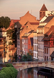 French Wine Regions Gallery: Ponts-Couverts