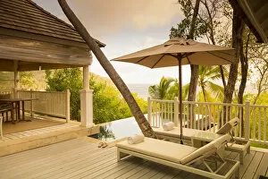 Images Dated 14th October 2013: Pool Villa, Banyan Tree Resort, Mahe, Seychelles