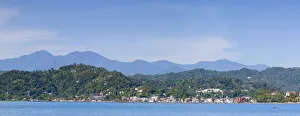 Images Dated 25th September 2012: Port Antonio & Blue Mountain Peaks, Portland Parish, Jamaica, Caribbean